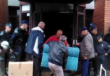 ИЗВРШИТЕЉИ ХАРАЈУ СРБИЈОМ: у Нишу један од ових службеника за 20 месеци узео 1,7 милиона евра!