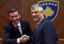 Тачи и Весељи прогањају породице жртава