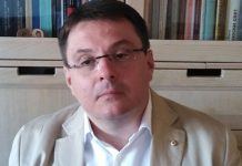 Зоран Чворовић: Демос у опанцима